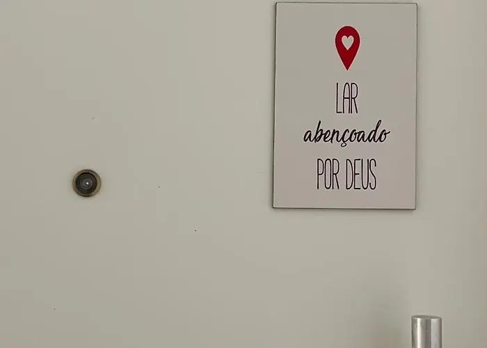 Apto novo com piscina em - Praia Maranduba